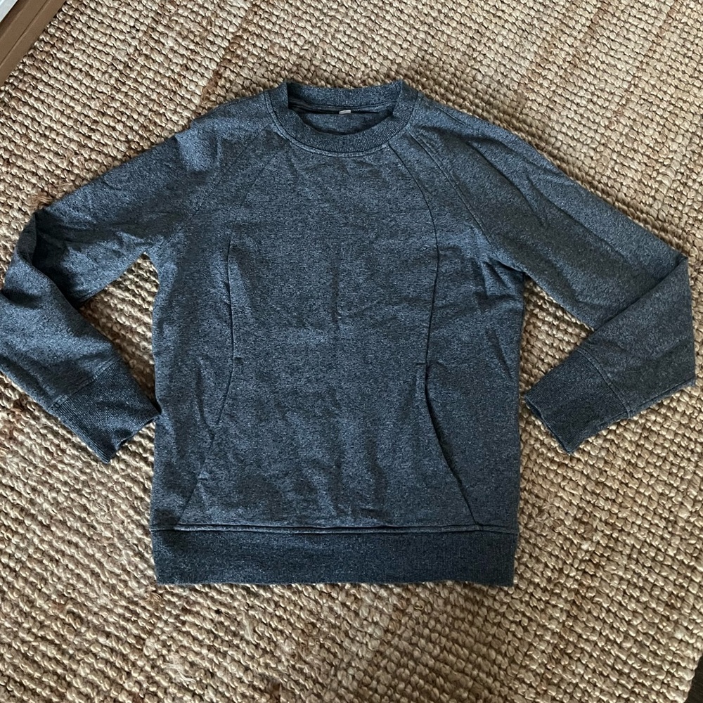 Lululemon heather gray Long Sleeve Sweatshirt